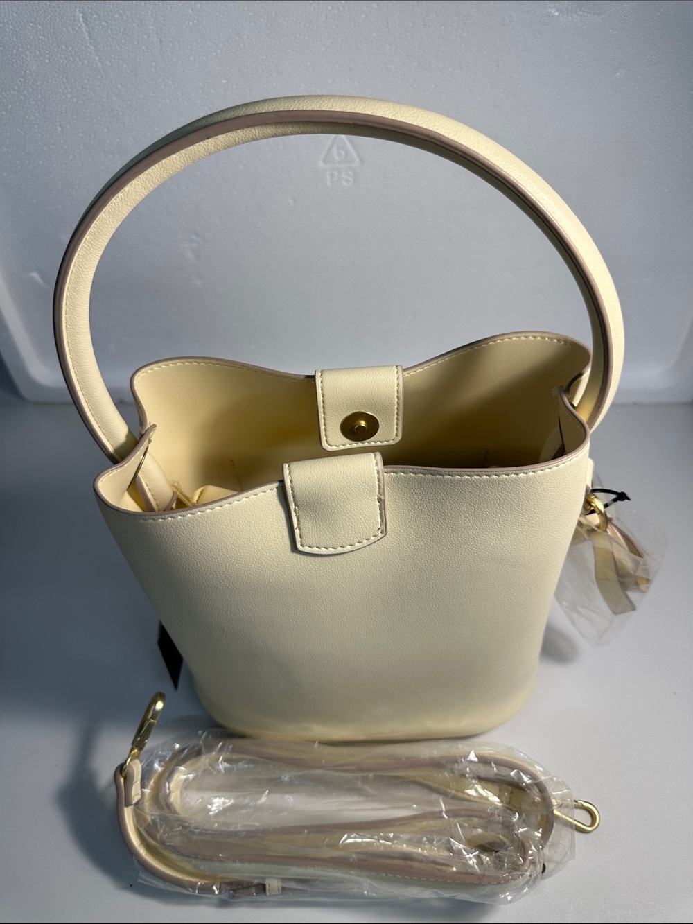 Nanette Lepore ISABELA Buttercream Shoulder or Convertible Bucket Bag-NWT - Picture 13 of 15